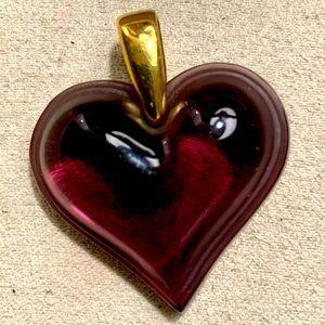 “LALIQUE” HEART PENDANT ,Amethyst colored cabochon Heart on a gold bail. Signed